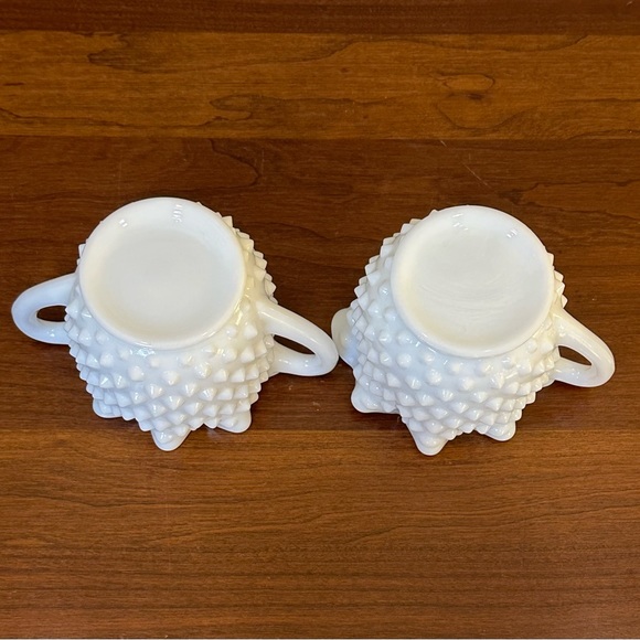 🍁🌟2xHP🌟VTG 1950s Fenton White Hobnail Milk Glass Crimped Edge Cream & Sugar - Picture 8 of 8